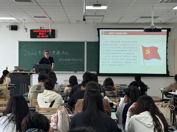 赵志策 赵志策